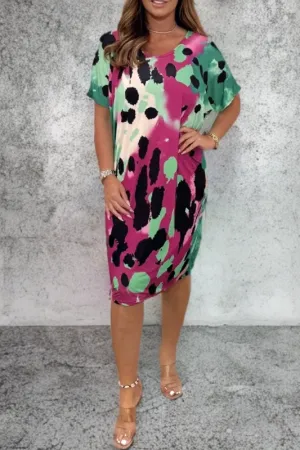 Amelia - Oversized dress with print at neckline