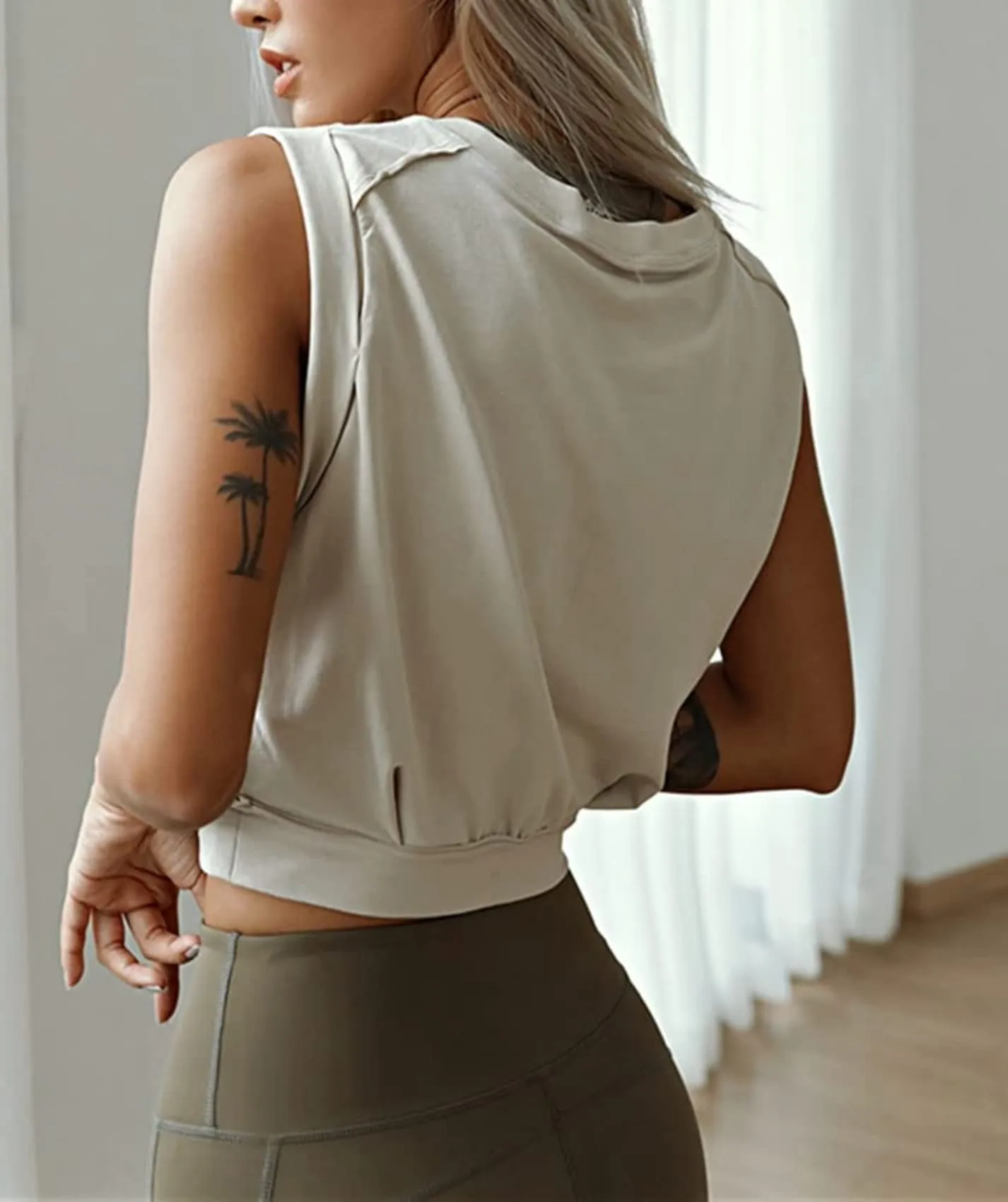 ARRIVE GUIDE Crop Top Athletic Shirts for Women Cute Sleeveless Yoga Tops Running Gym Workout Shirts