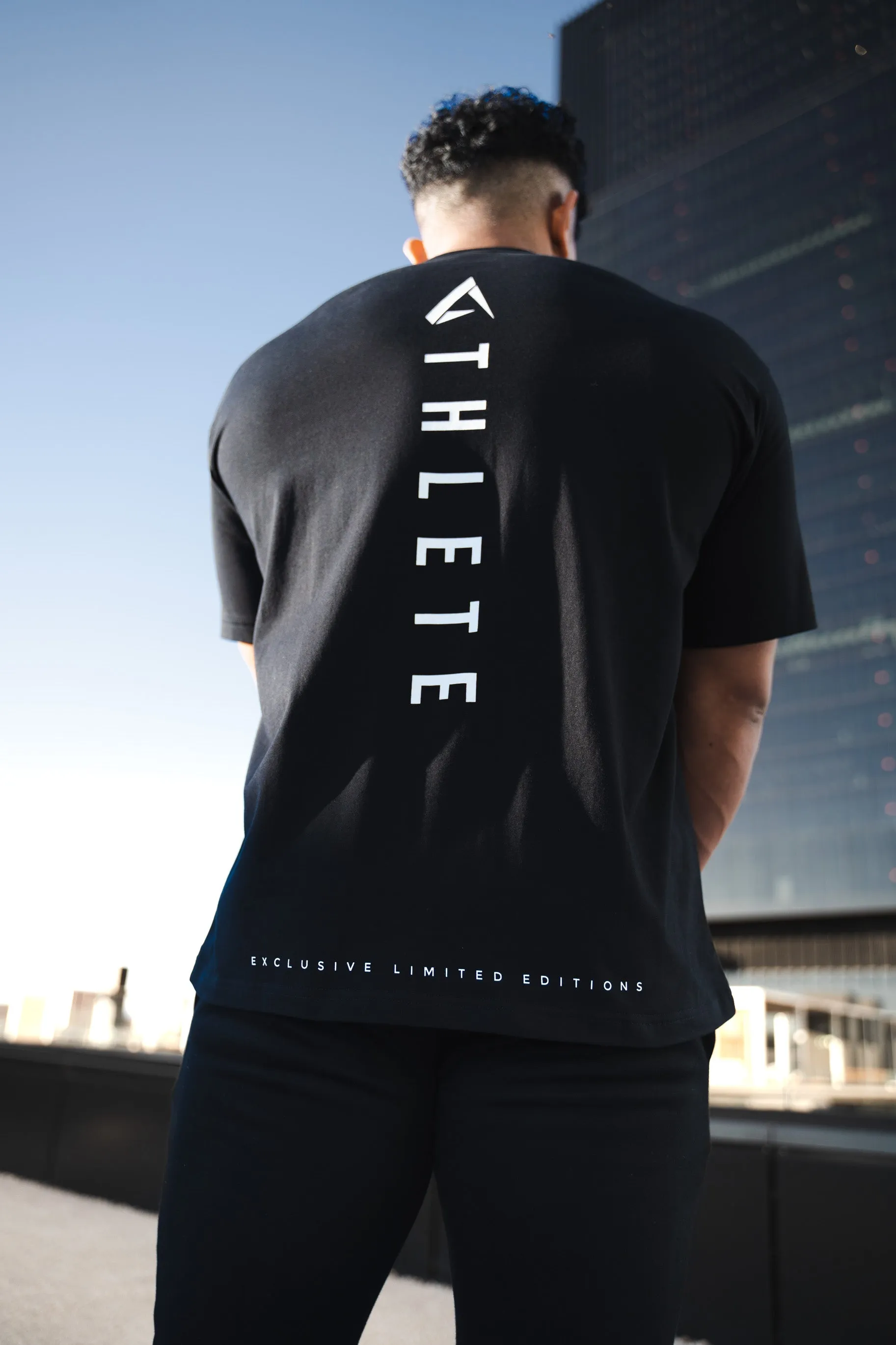 Camiseta ONYX™️ Fitted - Black