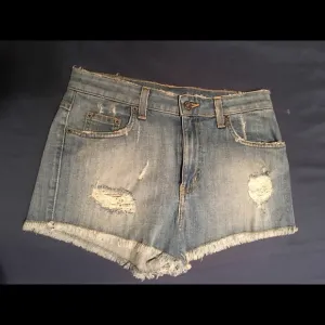 CARMAR SHORTS