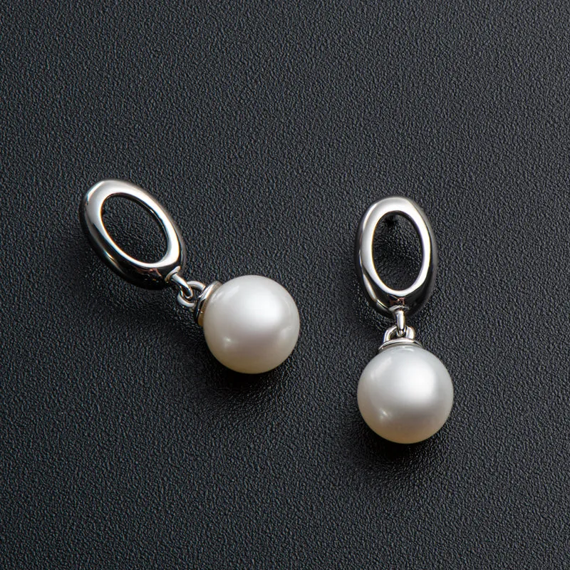 Circle Genuine Freshwater Pearl Hoop Earring