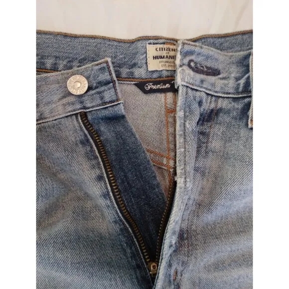 Citizens of Humanity Danielle Cut Off Denim Shorts 27 Light Wash Distressed High