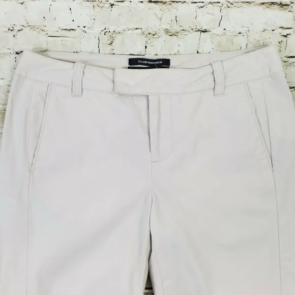 Club Monaco Louisa Shorts Womens Size 0 Light Khaki Flat Front Bermuda