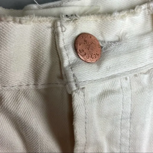 Free People shorts distressed denim light cream color lace size 28
