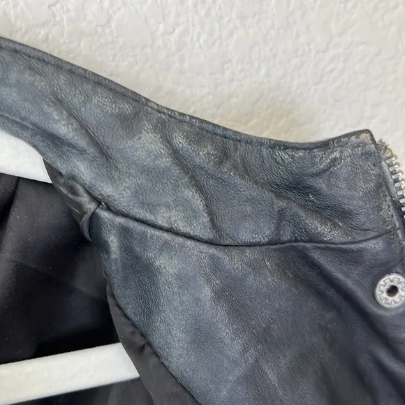 G.I.L.I Got It Love It Black Moto Edgy Long Sleeve Leather Jacket Size 2