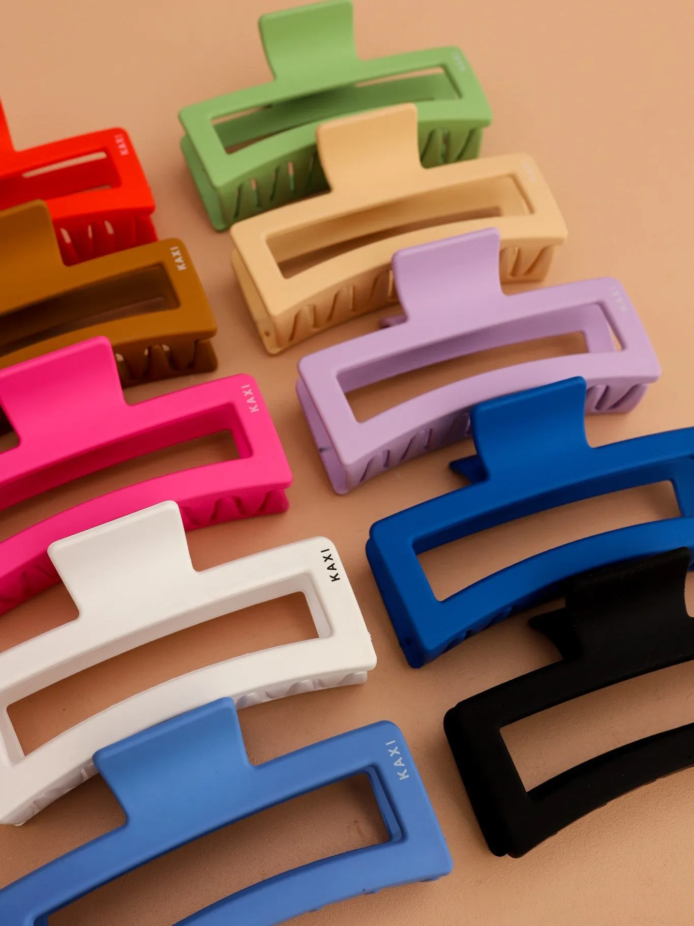 KAXI JUMBO RECTANGLE CLAWS (PLASTIC 10 COLORS)