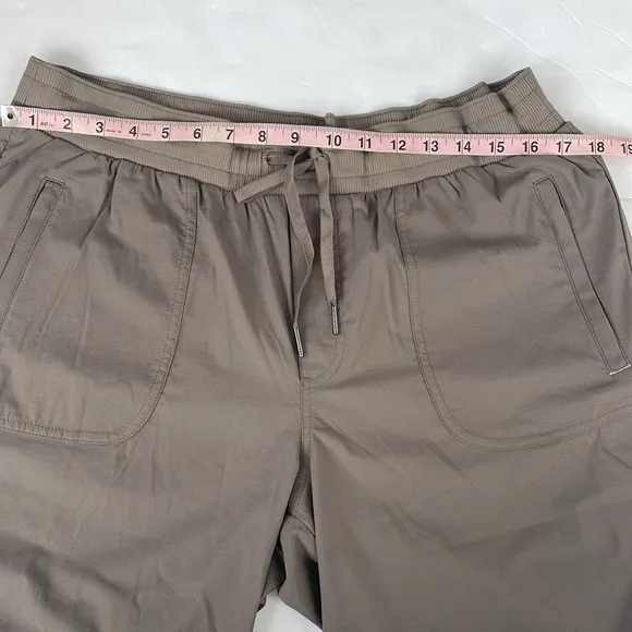 L. L. Bean Womens Vista Camp Shorts SunSmart UPF 50 Elastic Waistband Large