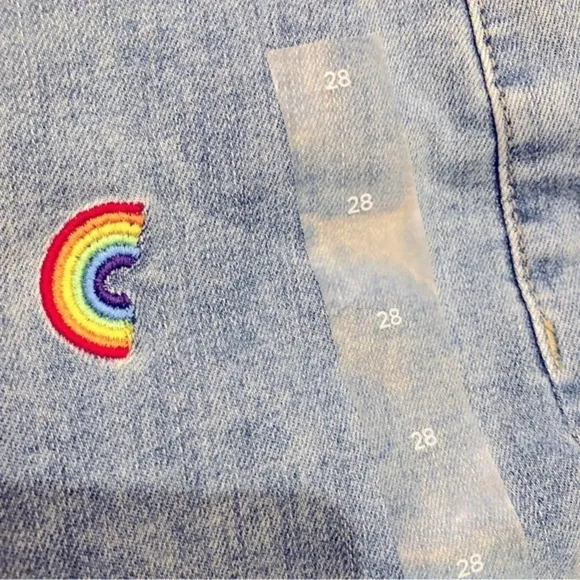Lane Bryant rainbow embroidered light wash jean shorts 28