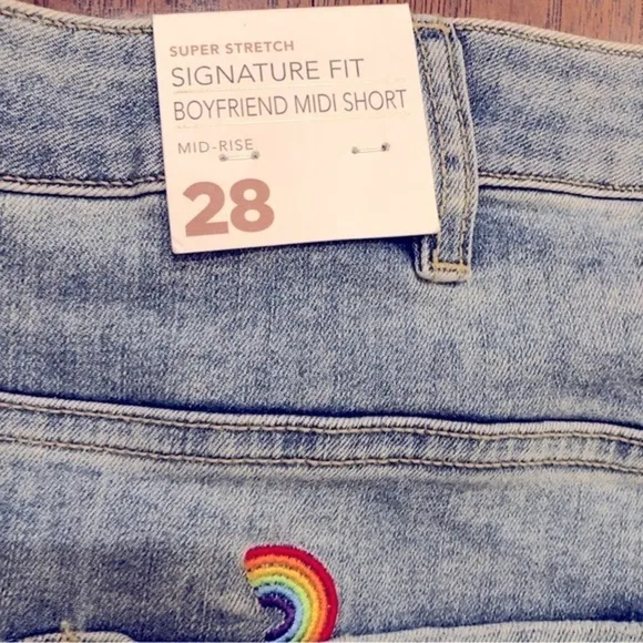 Lane Bryant rainbow embroidered light wash jean shorts 28