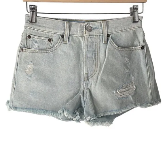 LEVI’S jean shorts frayed hem light blue distressed summer beach sz 25