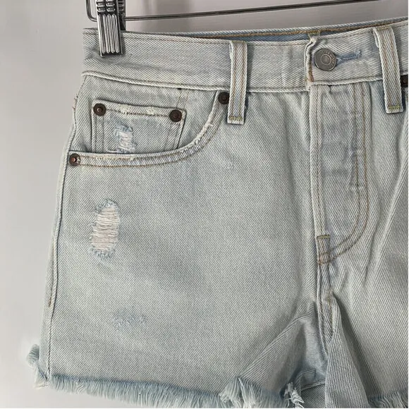LEVI’S jean shorts frayed hem light blue distressed summer beach sz 25