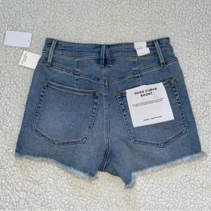 NWT Good American Good Curve Jean Shorts