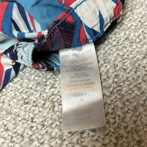 Patagonia barely baggies feather shorts