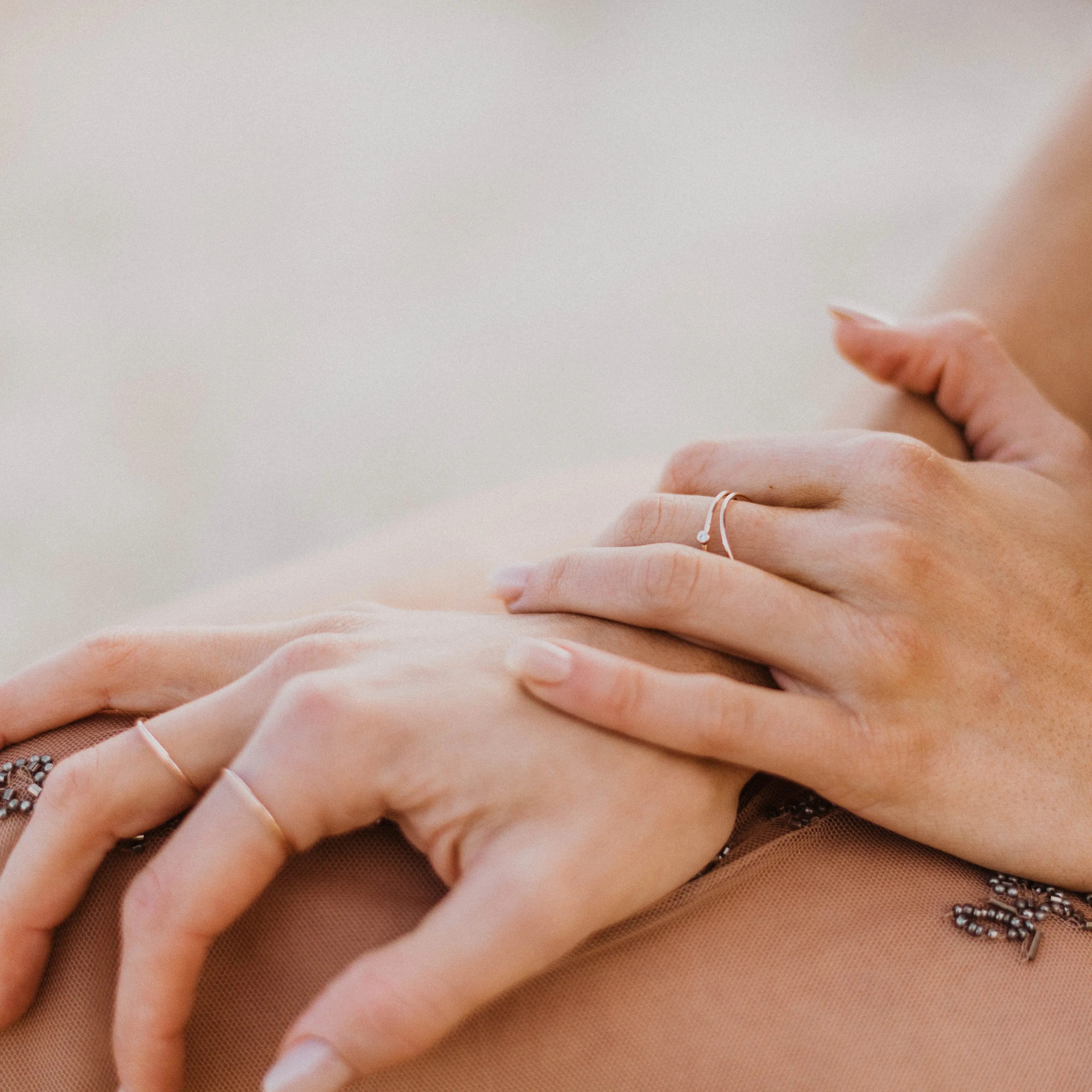 Sloane Smooth Stacking Ring | Gold