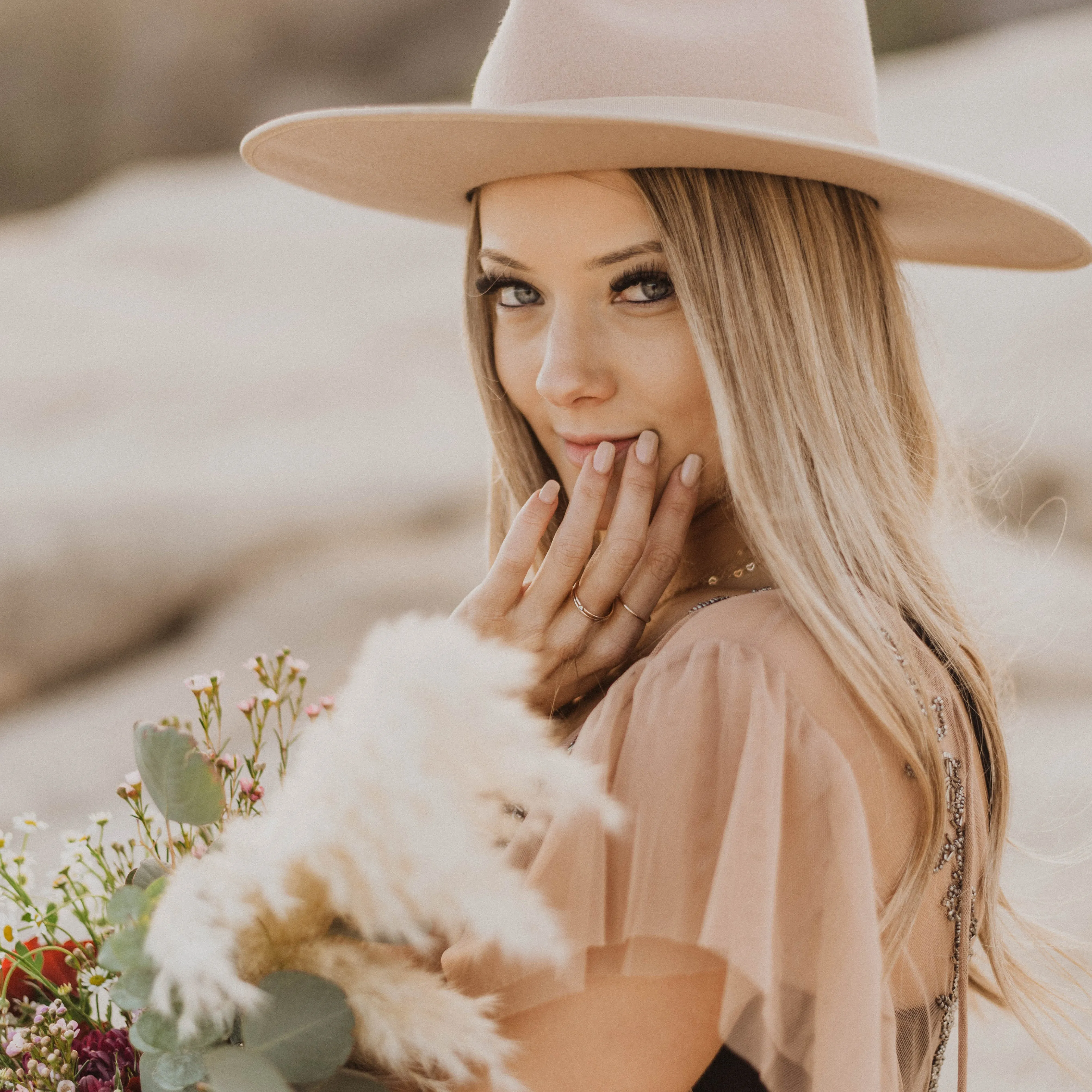 Sloane Smooth Stacking Ring | Gold
