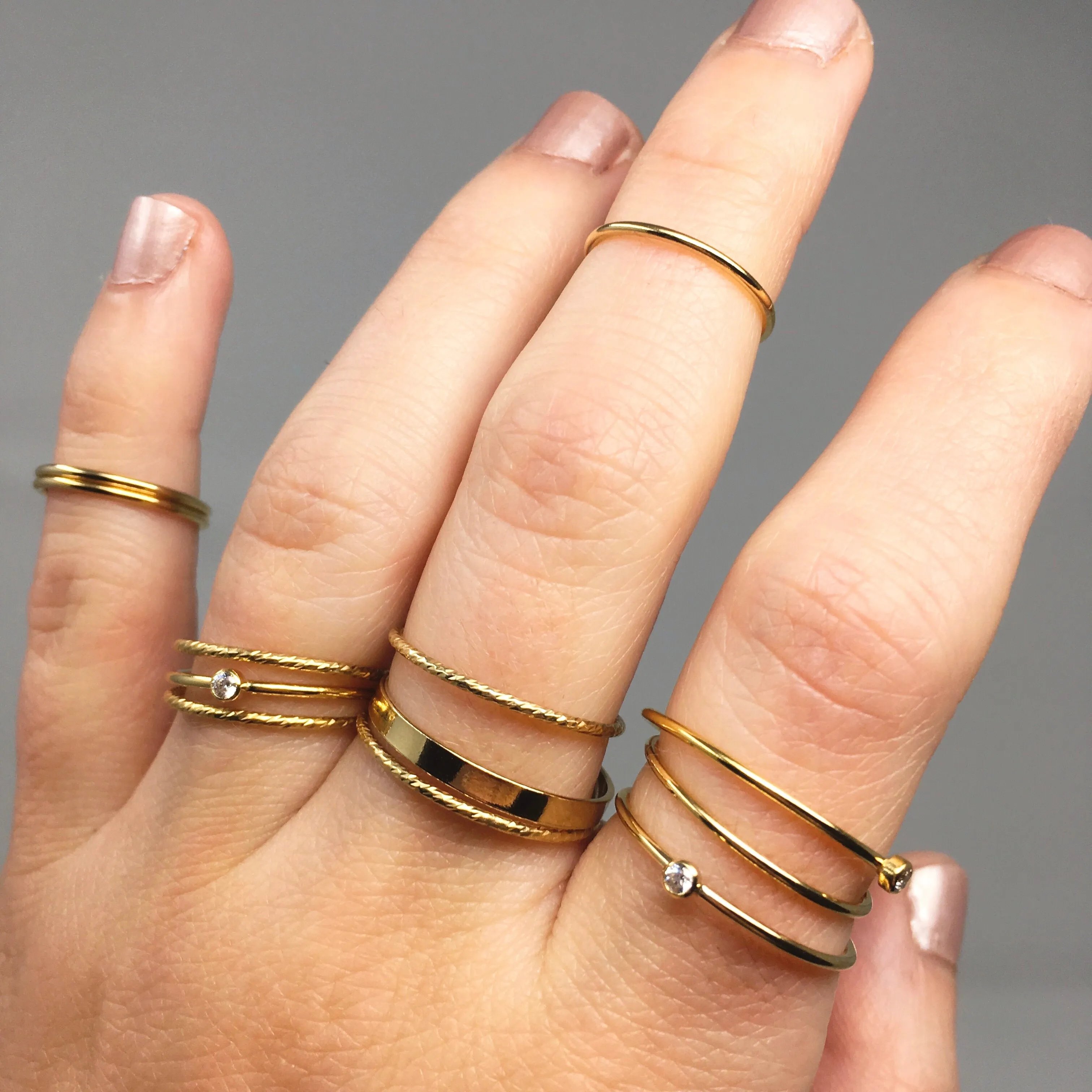 Sloane Smooth Stacking Ring | Gold