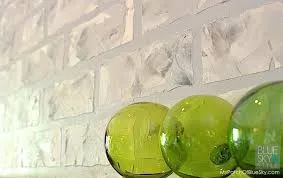 Smooth Embossing Paste - Fusion Mineral Paint