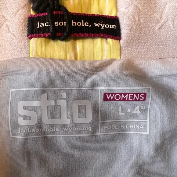 Stio women’s second light shorts. 4” inseam. Size Large. NWT.