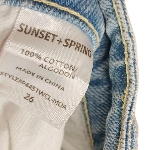 SUNSET SPRING Iridescent Sequin Front Distressed Raw Hem Light Denim Shorts 26