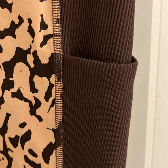 The North Face Athletic/Athleisure Compression Shorts, NWT!