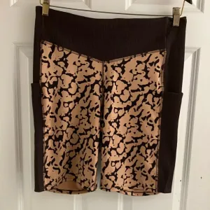 The North Face Athletic/Athleisure Compression Shorts, NWT!