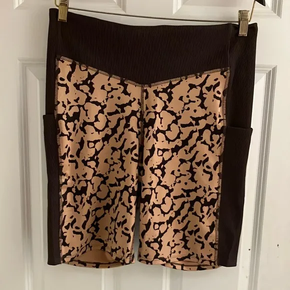The North Face Athletic/Athleisure Compression Shorts, NWT!