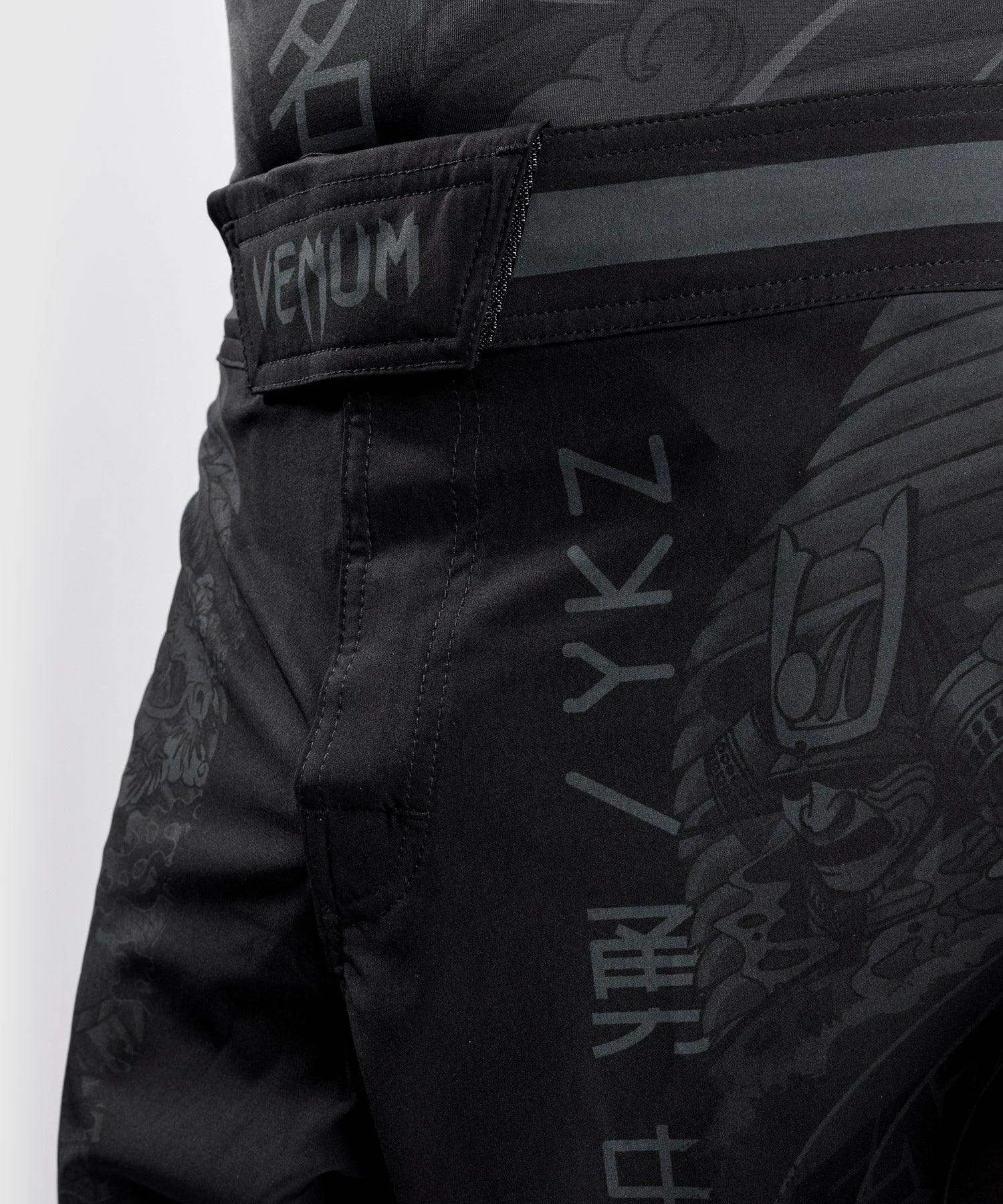 VENUM YKZ21 FIGHTSHORTS