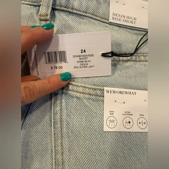 We Wore What Denim High Rise Short Size 24
