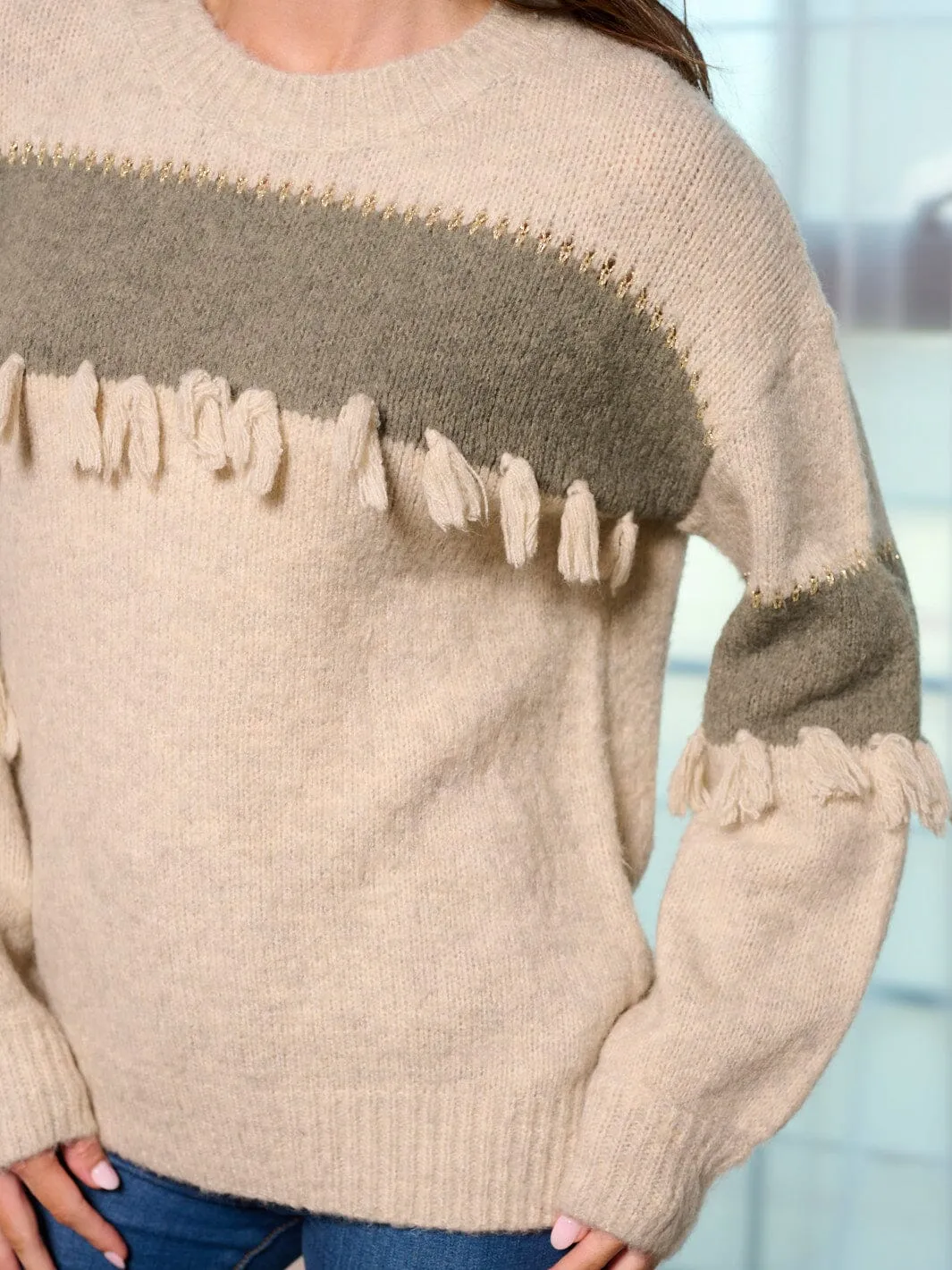 WOMEN'S LONG SLEEVE COLORBLOCK FRINGE PULLOVER SWEATER