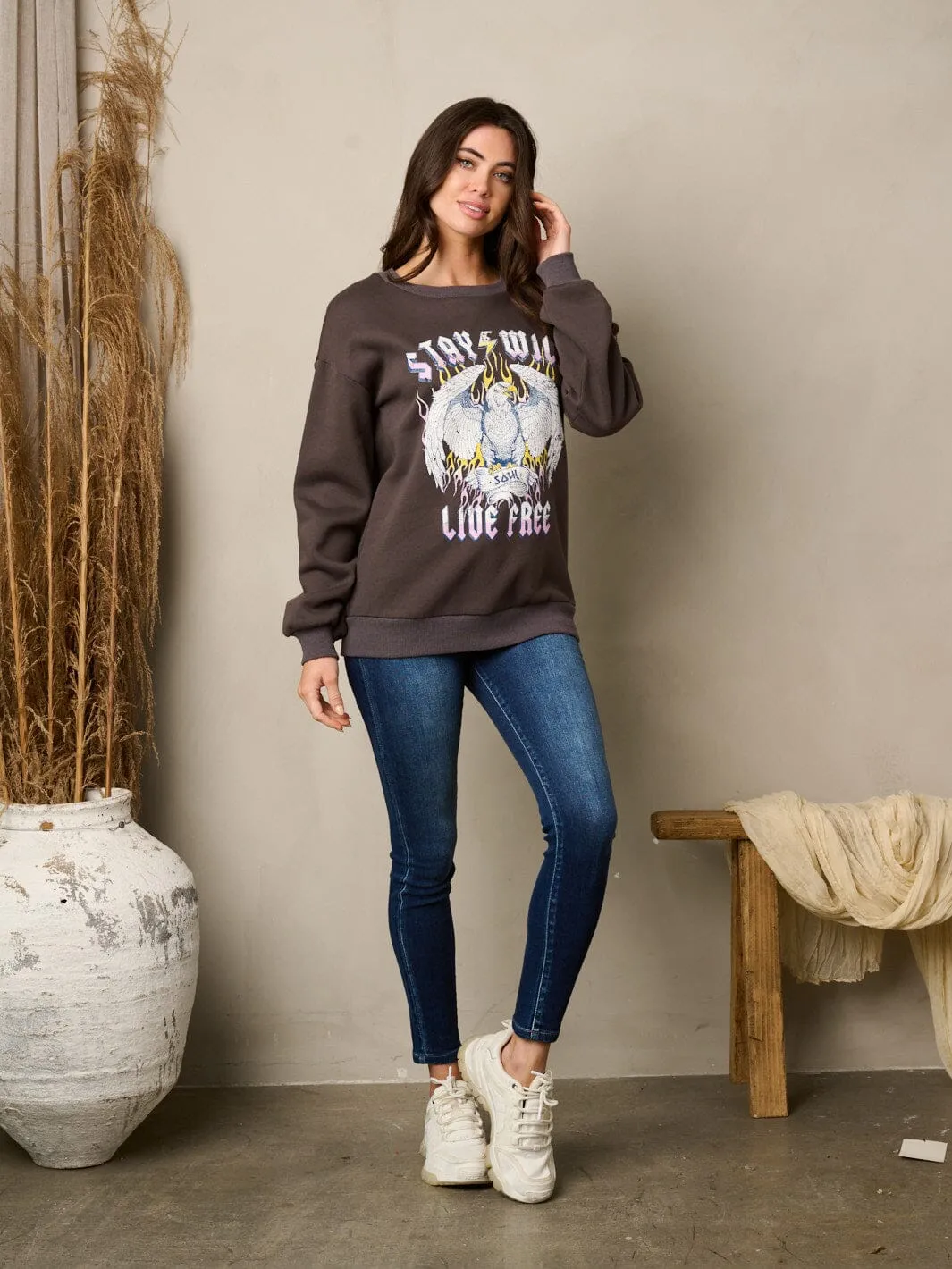 WOMEN'S LONG SLEEVE GRAPHIC SWEATER
