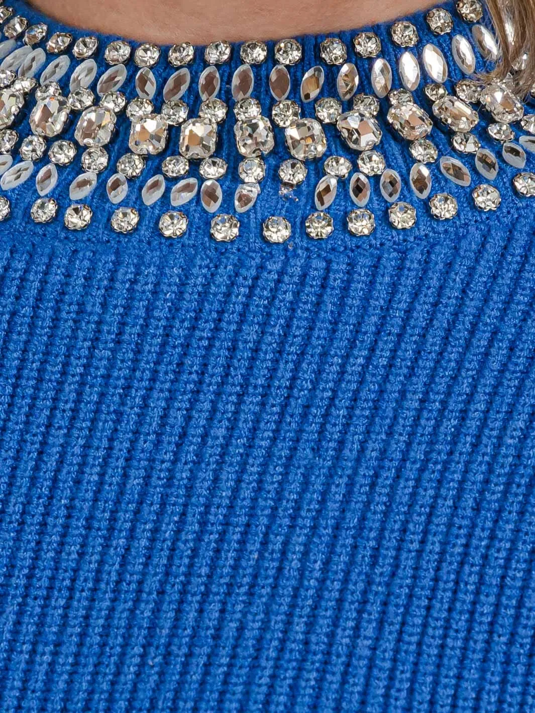 WOMEN'S LONG SLEEVE TRIM STUDS DETAILED  PULLOVER SWEATER